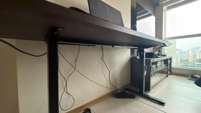 Mesa Escritório Sobe E Desce 170x60 Marrom Escuro