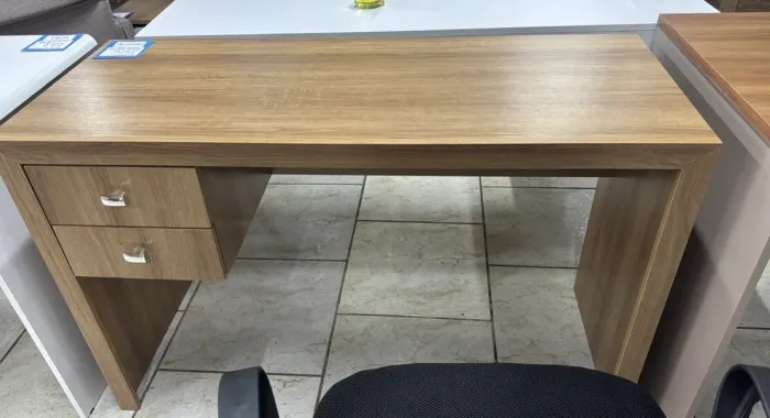Mesa escritório seminova