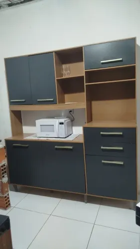 Armário semi novo