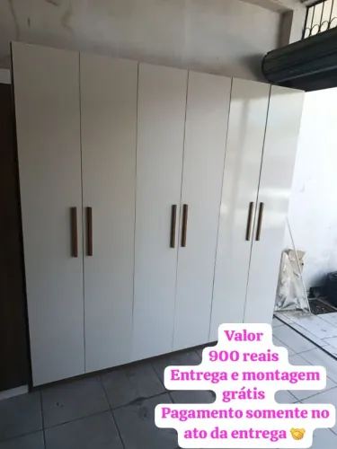 Guarda-roupa 