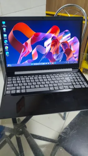 Notebook Lenovo core i3 8gb SSD 256