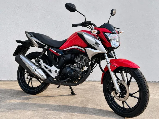 Titan 160 2022 impecável