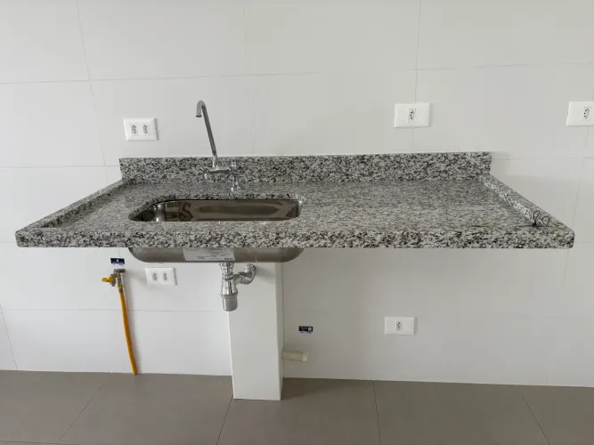 BANCADA DE GRANITO CINZA COM CUBA INOX FABRINOX - NOVA