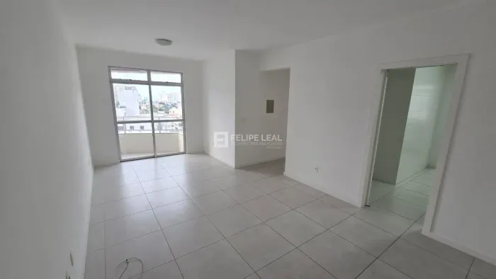 Apartamento em Capoeiras - Florianópolis