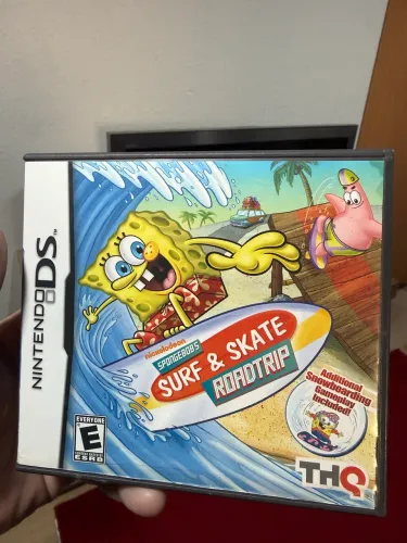 Jogo bob esponja - Nintendo DS | SPONGEBOBS SURF & SKATE ROADTRIP