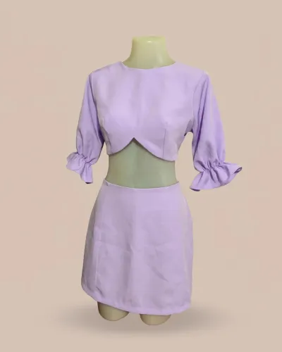 Conjunto Lilás Cropped e Calção Saia
