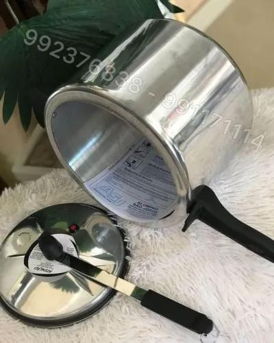 Panela de 7 litros na promoção 105 retirar