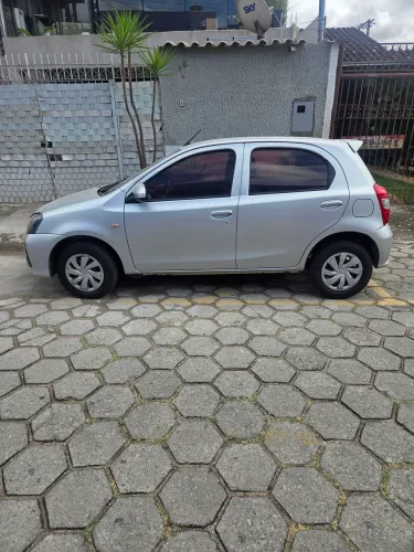 Toyota Etios X 1.3 Flex 16V 5P Mec. 2020