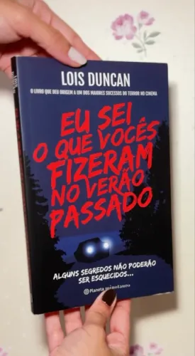 Livro Eu Sei o Que Vocês Fizeram no Verão Passado - Lois Duncan 