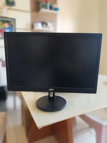 Vendo Monitor Aoc