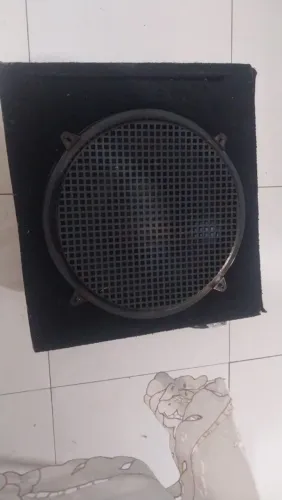 Vendo som automotivo