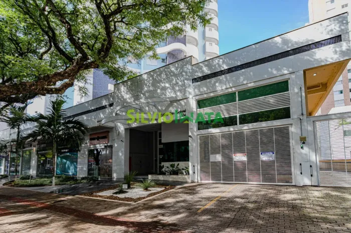 EXCELENTE APARTAMENTO NO EDIFÍCIO SÃO GABRIEL, SEMI MOBILIADO COM 02 QUARTOS, PARA MORAR N