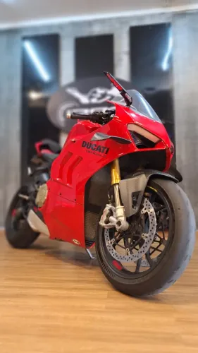 Ducati - Panigale V4-S - 2023