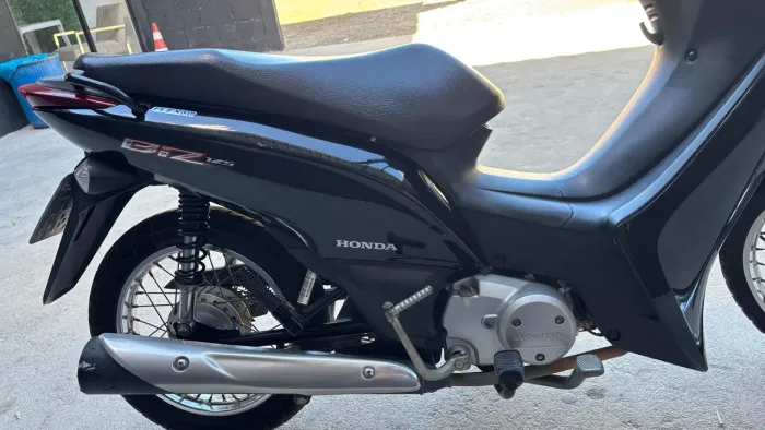  Título: Honda Biz 125 - Impecável | Pneus Michelin Novos | 2ª Dona | Pegar e Andar