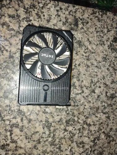 GTX 1050 com defeito