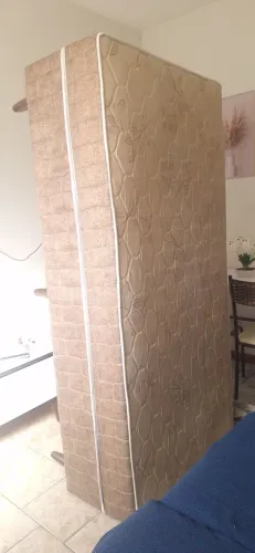 Cama Box Coniugada Solteiro Umaflex New Florença com Molas Ensacadas (usada)- Marrom/