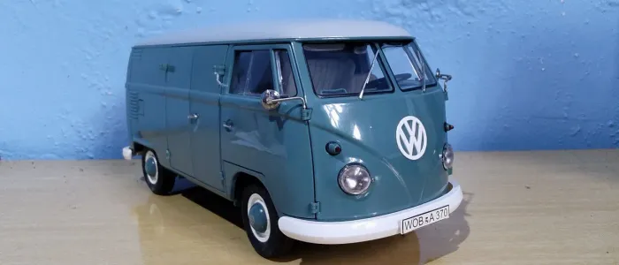Miniatura 1/18 VW Kombi T1 1963 Schuco.... *