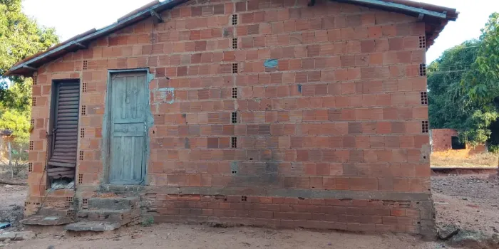 IMÓVEL PARA VENDA 2 QUARTOS- 1 BANHEIRO