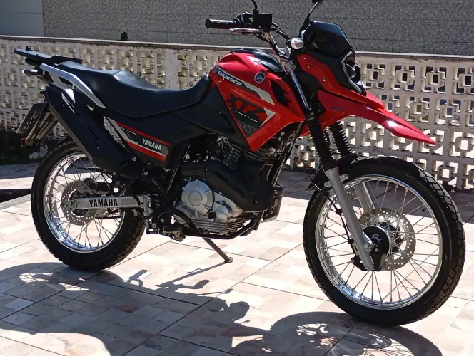 Yamaha CROSSER 150 2025 - Apenas 7.074km - Vermelha
