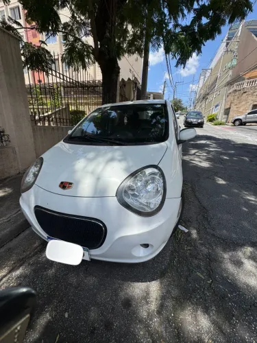 Geely GC2 1.0 12V 68cv 5P 2015