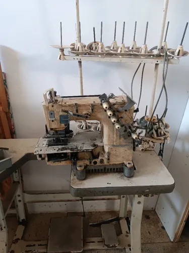 Máquina de pregar Cos 4 agulhas