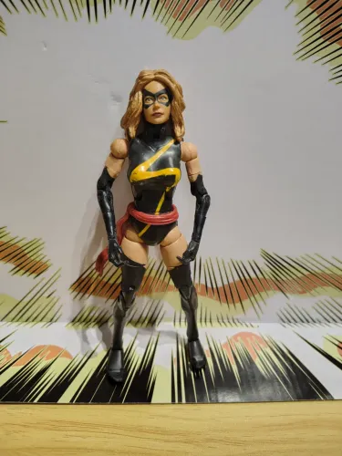 Miss Marvel Warbird Legends Toy Biz
