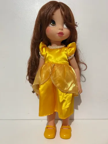 Boneca Bela Animators