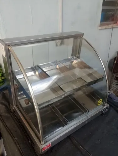 Vendo estufa para salgados 2 andares 6 bandejas 110v