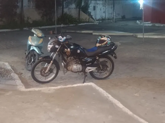 Suzuki yes 125 pra ir trabalho