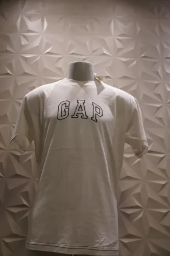 Camiseta básica GAP