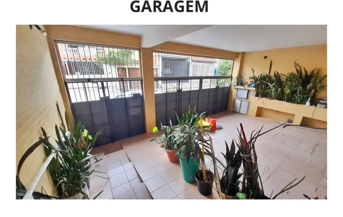 Casa para venda tem 240 metros quadrados com 3 quartos em Chácara São João - São Paulo - S
