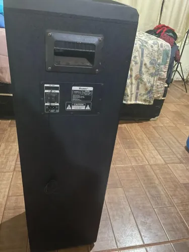SUMAYR está em ótimo estado muito boa pra tocar