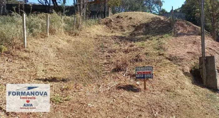 Terreno em Condomínio fechado com Lagos!! VENDE com 1240 m² na Granja Viana