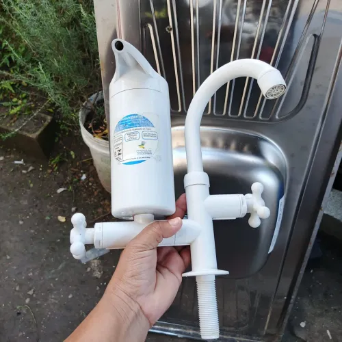 Vendo pia de inox mais torneira com filtro