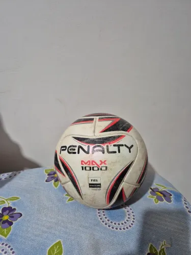 Bola Penalty Max 1000