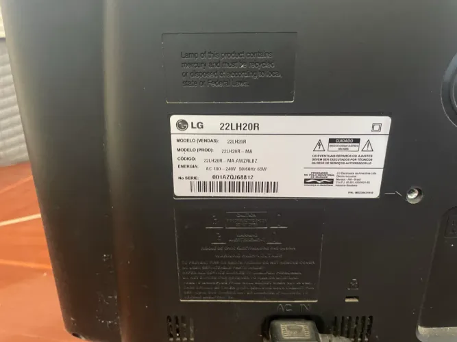 Monitor/TV LG 22" (HDMI e VGA) - Perfeito para PC/Home Office