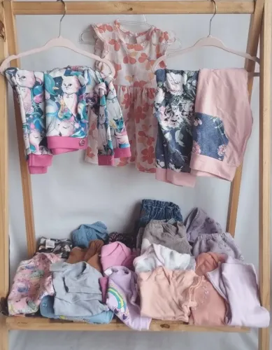Lote com roupas de menina 6/9m Jacaraípe Serra ES 
