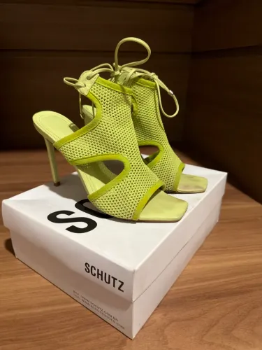 Sandália M Salto Alto Knit Tricô Verde Schütz