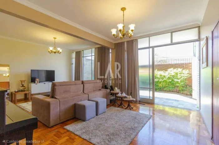 Casa para aluguel, 5 quartos, 1 suíte, 4 vagas, Colégio Batista - Belo Horizonte/MG