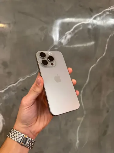 iPhone 15 pro 128gb seminovos 
