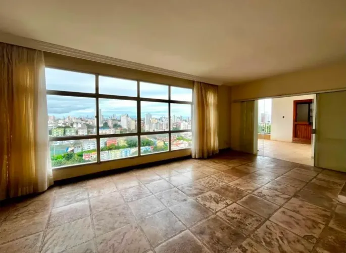 Apartamento exclusivo com mais de 300 m² - Acupe de Brotas