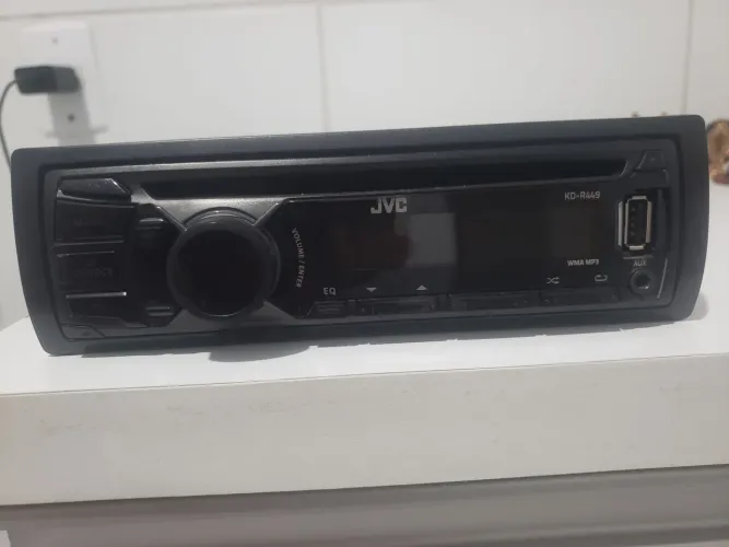 Radio automotivo