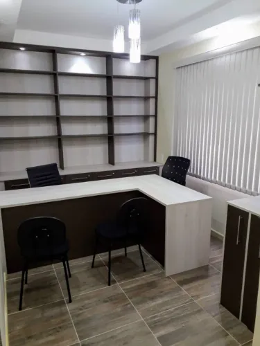 Loja comercial mobiliada à venda