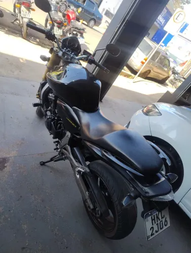 Hornet 600
