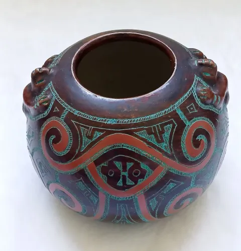 Vaso Decorativo em Cerâmica Artesanal