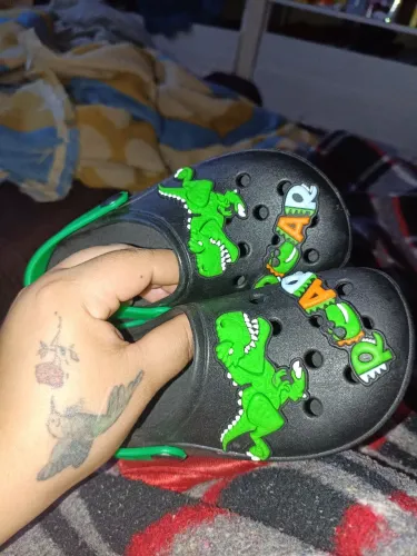 Ceocks comprei pro meu filho e não serviu tá novo paguei 40 reais