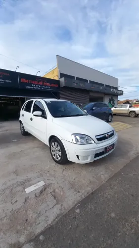 Chevrolet Corsa Hat. Maxx 1.4 8V Econoflex 5P 2011