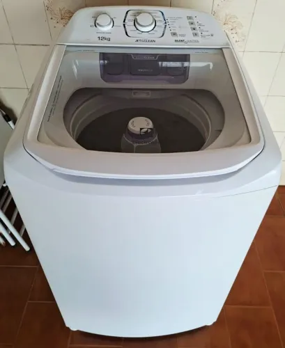 Máquina de Lavar - Electrolux 12 Kg
