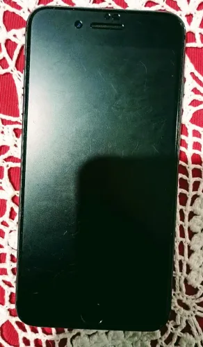 Celular iPhone 8