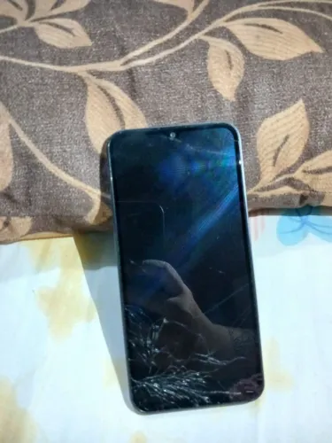Samsung Galaxy A15 5G 256GB Com tela quebrada